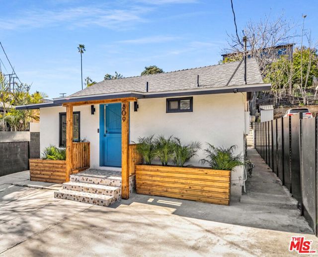 809 N Gage Ave, Los Angeles, CA 90063