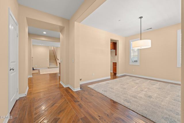 Detail Gallery Image 5 of 45 For 8265 Quartz St, Ventura,  CA 93004 - 3 Beds | 2/1 Baths