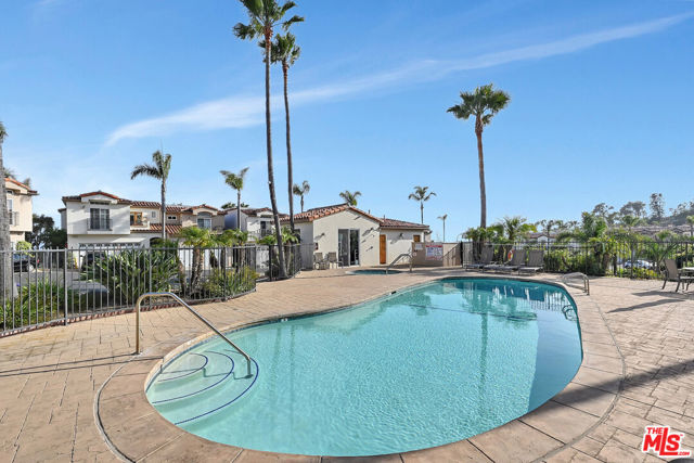 6442 Lunita Road, Malibu CA: https://media.crmls.org/mediaz/cd655595-cd6d-419e-a786-dcac8d101b26.jpg