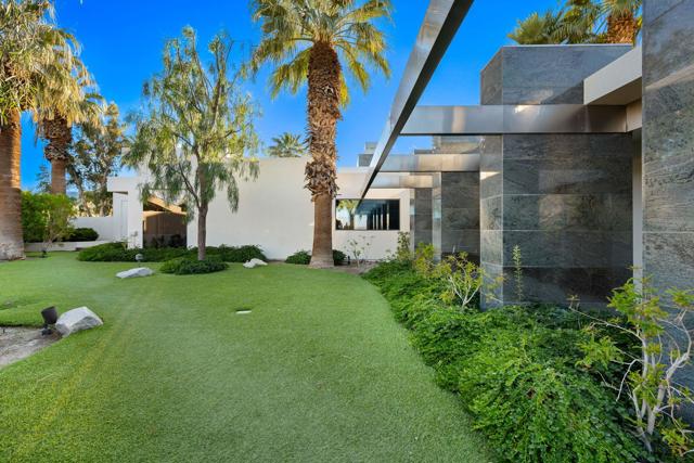 79235 Tom Fazio N Lane, La Quinta CA: https://media.crmls.org/mediaz/cd65e8b0-55c5-4598-bd07-01dcd77ba2c2.jpg