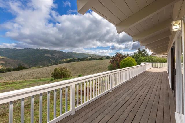 16280 Oak Canyon Drive, Morgan Hill CA: https://media.crmls.org/mediaz/cd6692ec-9164-4e79-957a-cb094a74a6f7.jpg