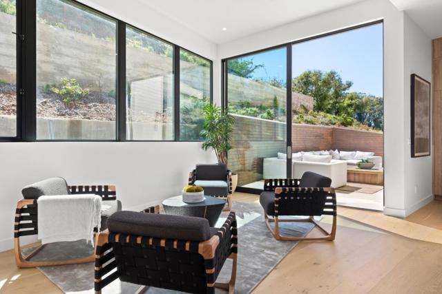 3 Wolfback Ridge Road, Sausalito CA: https://media.crmls.org/mediaz/cd66fc9b-10db-47eb-9528-04cd2de76cb3.jpg