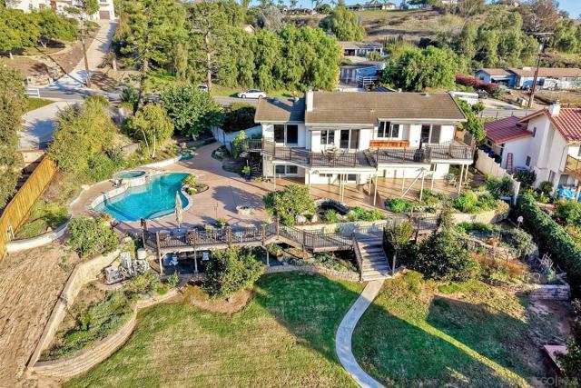 14036 TIERRA BONITA ROAD, Poway CA: https://media.crmls.org/mediaz/cd67384d-92ed-450e-b017-0a274499a855.jpg