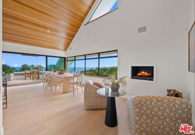 Drew Fenton | 27553 Pacific Coast Highway Malibu CA | MLS: 7493798