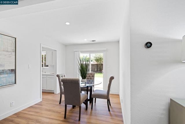 197 Hazel Dr, Pleasant Hill CA: https://media.crmls.org/mediaz/cd67b7e6-0df9-4c72-b7d6-e90c2e3d4284.jpg