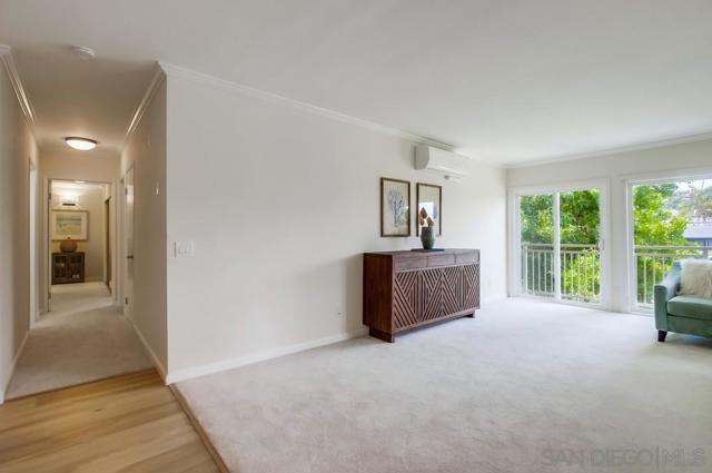 5370 La Jolla Blvd., La Jolla CA: https://media.crmls.org/mediaz/cd67fba2-0bfc-4b12-ab42-228512580ffd.jpg