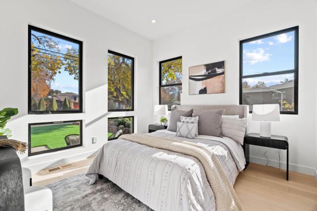 700 Farley Street, Mountain View CA: https://media.crmls.org/mediaz/cd68386a-0cf7-4e64-88ac-addc9e5923dd.jpg