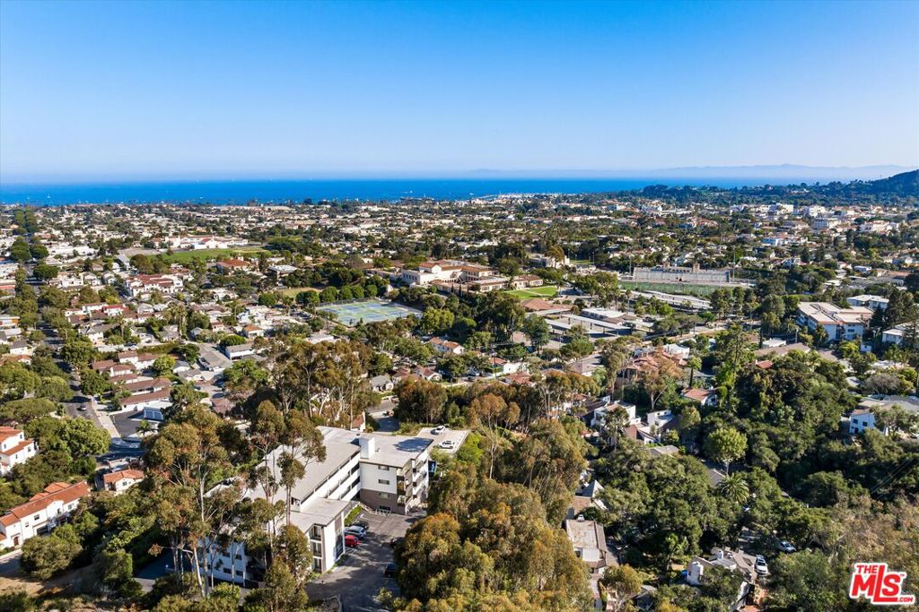 813 E Anapamu Street #PenthouseB