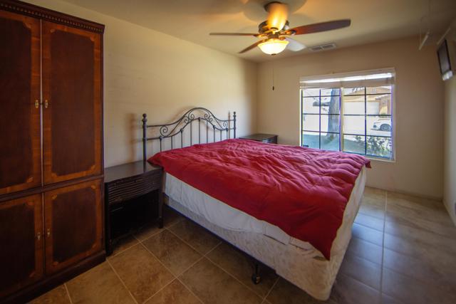 Image 10 of 26 For 79825 Independence Way