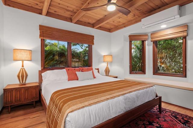 Detail Gallery Image 14 of 62 For 2034 36 Mackinnon Ave, Cardiff By The Sea,  CA 92007 - 5 Beds | 4 Baths