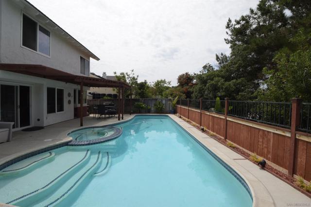 13862 DAVENPORT AVENUE, San Diego CA: https://media.crmls.org/mediaz/cd6a8ad8-3446-40c0-b324-9b37ab5ff6a5.jpg