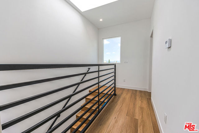 1923 Carmona Avenue, Los Angeles CA: https://media.crmls.org/mediaz/cd6aa50f-8aae-4211-b0af-4a5e0bebca5e.jpg