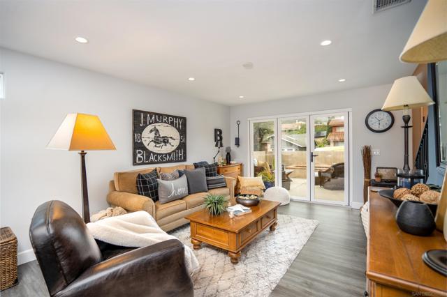 13349 Portofino Dr, Del Mar CA: https://media.crmls.org/mediaz/cd6aea3b-02c5-40d2-9d71-edaff4e389ae.jpg