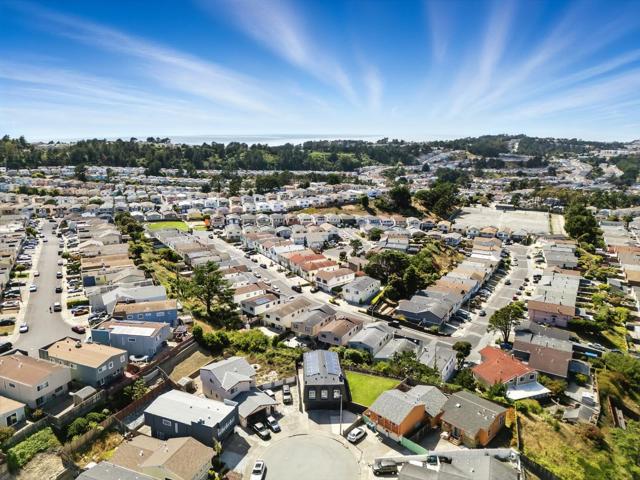 102 Dennis Drive, Daly City CA: https://media.crmls.org/mediaz/cd6b41a2-cad0-4996-988d-950e2d05eda3.jpg