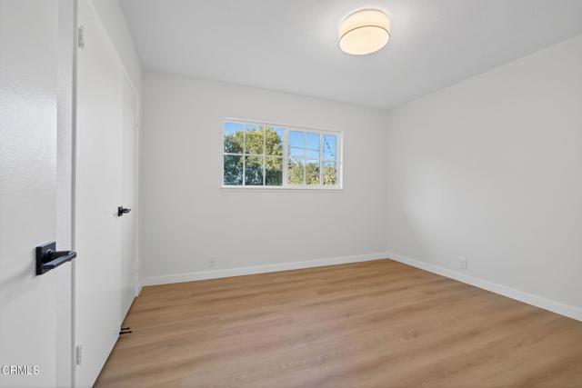 111 Donnick Avenue, Thousand Oaks CA: https://media.crmls.org/mediaz/cd6b523a-8839-4e3e-afcb-1a1d33314d74.jpg