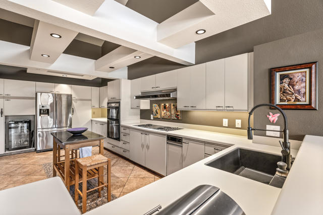 51 Kavenish Drive, Rancho Mirage, CA 92270