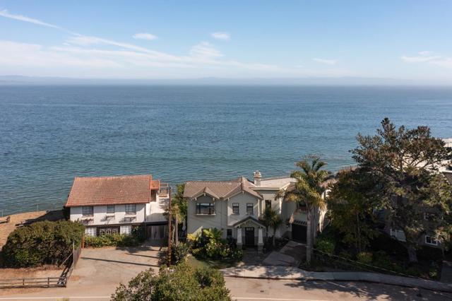 4840 Cliff Drive, Capitola CA: https://media.crmls.org/mediaz/cd6dce67-9705-4c3f-a824-d9b8d0394af7.jpg