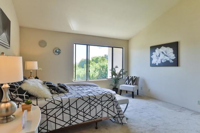 8760 Rancho Hills Drive, Gilroy CA: https://media.crmls.org/mediaz/cd6ec1a3-74f4-4344-8573-061b5592d05f.jpg