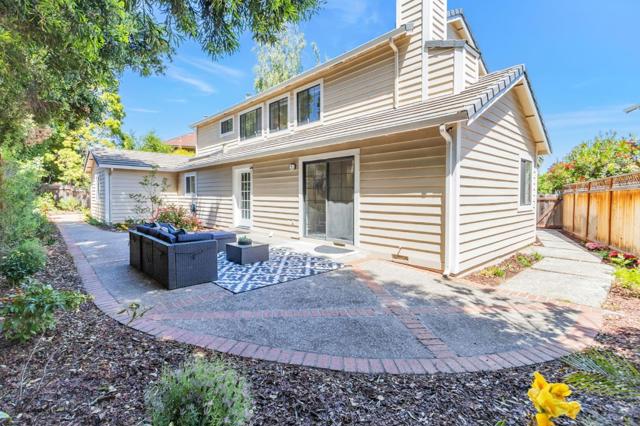 957 Vernie Court, Cupertino CA: https://media.crmls.org/mediaz/cd6f2bb3-7b6c-4a66-bed2-1c68761217d7.jpg