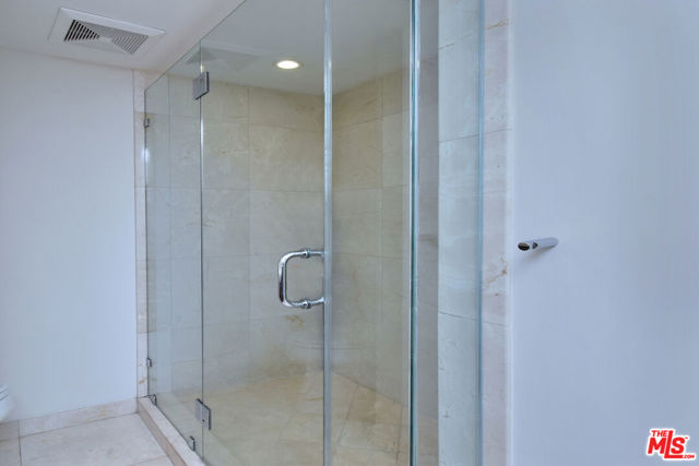 851 N Kings Road, West Hollywood CA: https://media.crmls.org/mediaz/cd7076b8-20fa-43b1-ae38-7122d99d58a8.jpg