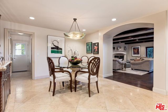 Drew Fenton | 10212 Briarwood Drive Los Angeles CA | MLS: 7608311