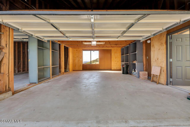 751 Wildwood Avenue, Thousand Oaks CA: https://media.crmls.org/mediaz/cd73d33e-569b-4e62-9374-cb21d8ebf819.jpg