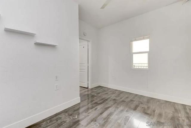 Image 17 of 35 For 4300 Newton Ave  7