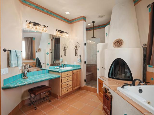 Image 15 of 30 For 41565 Avenida La Cresta