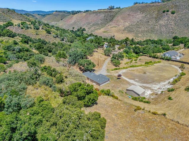 28837 Underwood Road,  CA: https://media.crmls.org/mediaz/cd7543f5-a058-43b0-8a15-4434f21fb9f7.jpg