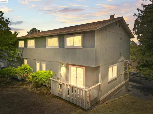2326 D St, Hayward CA: https://media.crmls.org/mediaz/cd756666-7cd7-4994-95d0-802309dceaf2.jpg