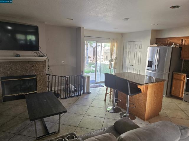 Image 6 of 37 For 4008 Galenez Way