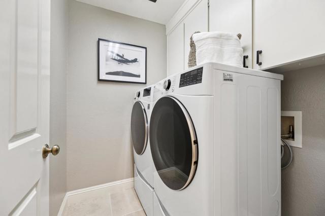3401 Leafwood Court, San Mateo CA: https://media.crmls.org/mediaz/cd76e312-3d73-429e-b35d-46cbb27ad76f.jpg