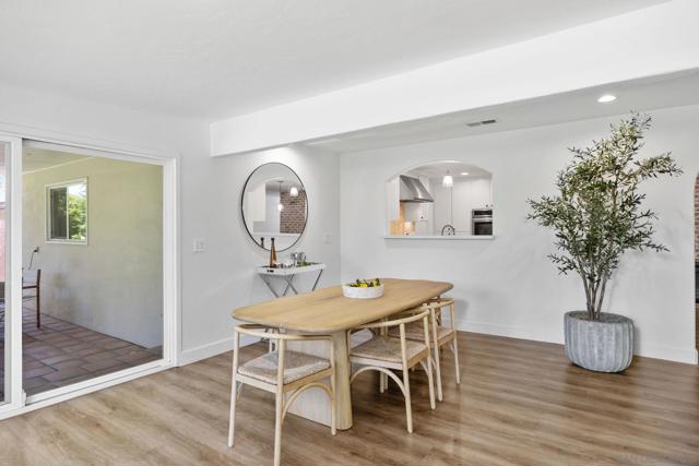 17268 Bernardo Oaks Dr, San Diego CA: https://media.crmls.org/mediaz/cd771c4c-583f-4e50-a3a4-248139497d68.jpg