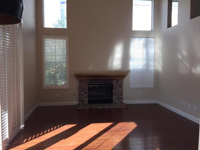 Detail Gallery Image 6 of 17 For 3808 Sunsetridge Rd, Moorpark,  CA 93021 - 4 Beds | 3 Baths