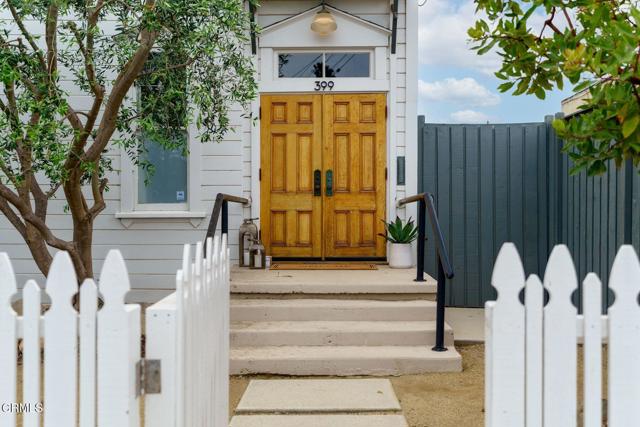 399 W Center Street, Ventura CA: https://media.crmls.org/mediaz/cd7887f0-c841-4a93-b1f1-8ddb9c17f8be.jpg