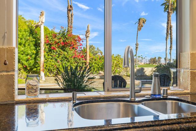 352 Crest Lake Drive, Palm Desert CA: https://media.crmls.org/mediaz/cd78db8c-b2df-4a9f-ac64-99fc371715a0.jpg