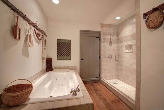 17743 S Mesa Drive, Pauma Valley CA: https://media.crmls.org/mediaz/cd7942cf-9808-4e4a-92d2-953db76a4284.jpg
