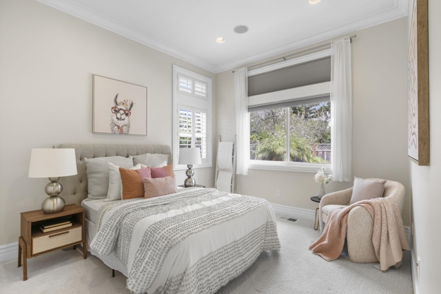 Image 37 of 60 For 1235 Austin St