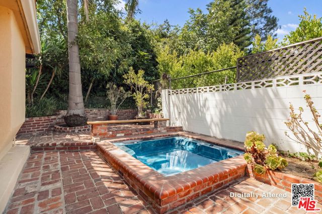 4 Bed Home for Sale in Los Angeles, California