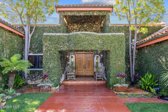 Image 2 of 65 For 730 Calle Mandarinas