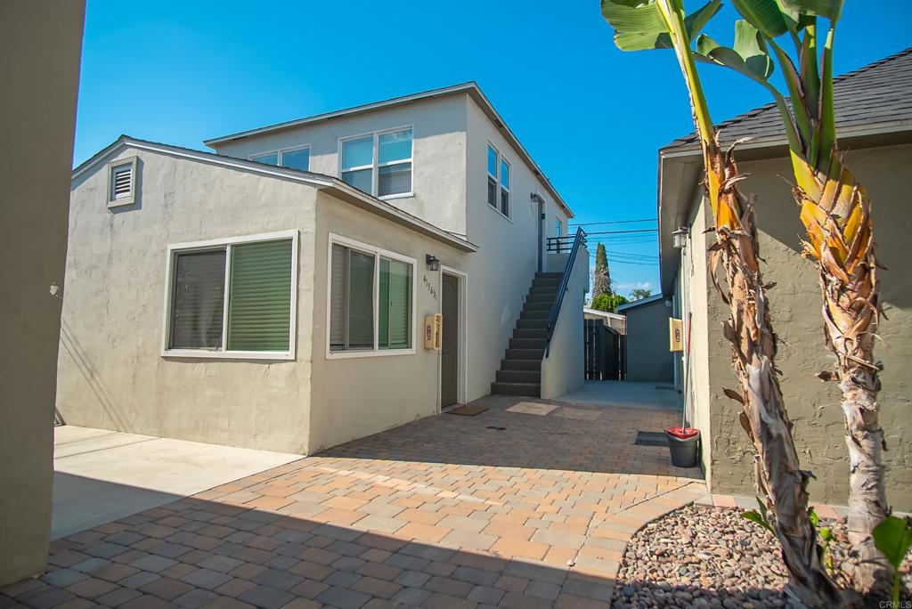 4154 Estrella Avenue - photo 10