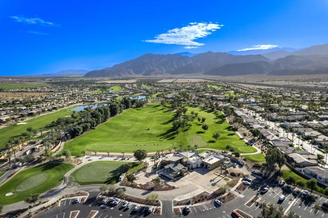 61188 Cactus Spring Drive, La Quinta CA: https://media.crmls.org/mediaz/cd7ae261-1e36-449f-add3-5730a8d236df.jpg