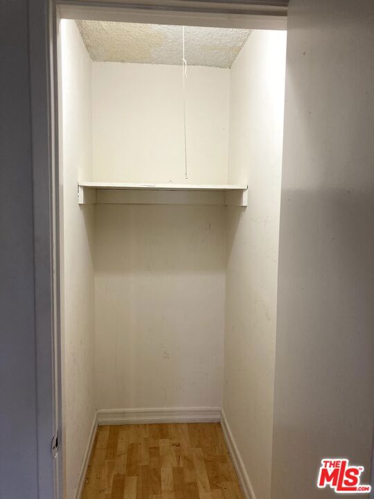 1338 14TH Street, Santa Monica CA: https://media.crmls.org/mediaz/cd7e1857-0341-4bbb-9573-c565cc43fc5c.jpg