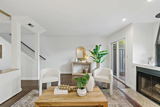 502 W Sunnyoaks Avenue, Campbell CA: https://media.crmls.org/mediaz/cd7f6301-4cc4-4789-a832-d3d5fc438250.jpg