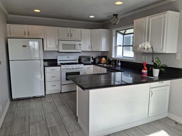 34141 La Serena Dr, Dana Point CA: https://media.crmls.org/mediaz/cd802ec3-6866-415d-b8ea-c701a611bf0b.jpg