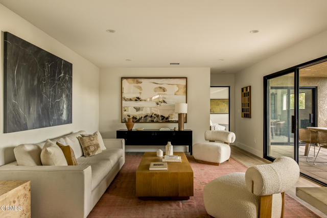 Detail Gallery Image 25 of 42 For 2994 Durand Dr, Los Angeles,  CA 90068 - 5 Beds | 3 Baths