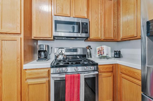 1400 El Camino Real, South San Francisco CA: https://media.crmls.org/mediaz/cd80ff63-0e7c-44d0-ac19-3d9dd4e16bc0.jpg