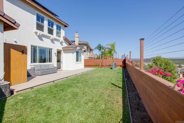 1438 Dolphin Court, San Marcos CA: https://media.crmls.org/mediaz/cd816d91-c152-4b25-87da-8c00f3d3e13c.jpg