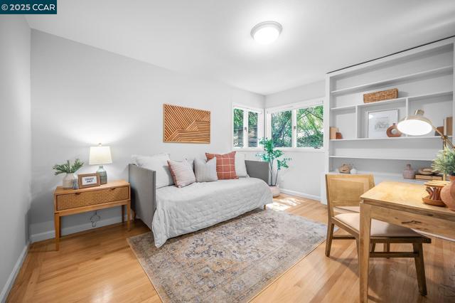 196 Miramonte Rd, Walnut Creek CA: https://media.crmls.org/mediaz/cd82140c-7ac1-4f76-b3e8-fcf262128b4d.jpg
