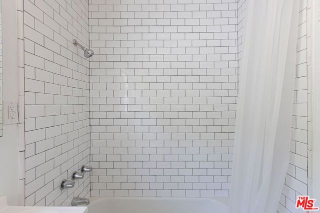 2547 Canyon Drive, Los Angeles CA: https://media.crmls.org/mediaz/cd8217f4-45ca-4e76-bf03-3e881d364ba7.jpg
